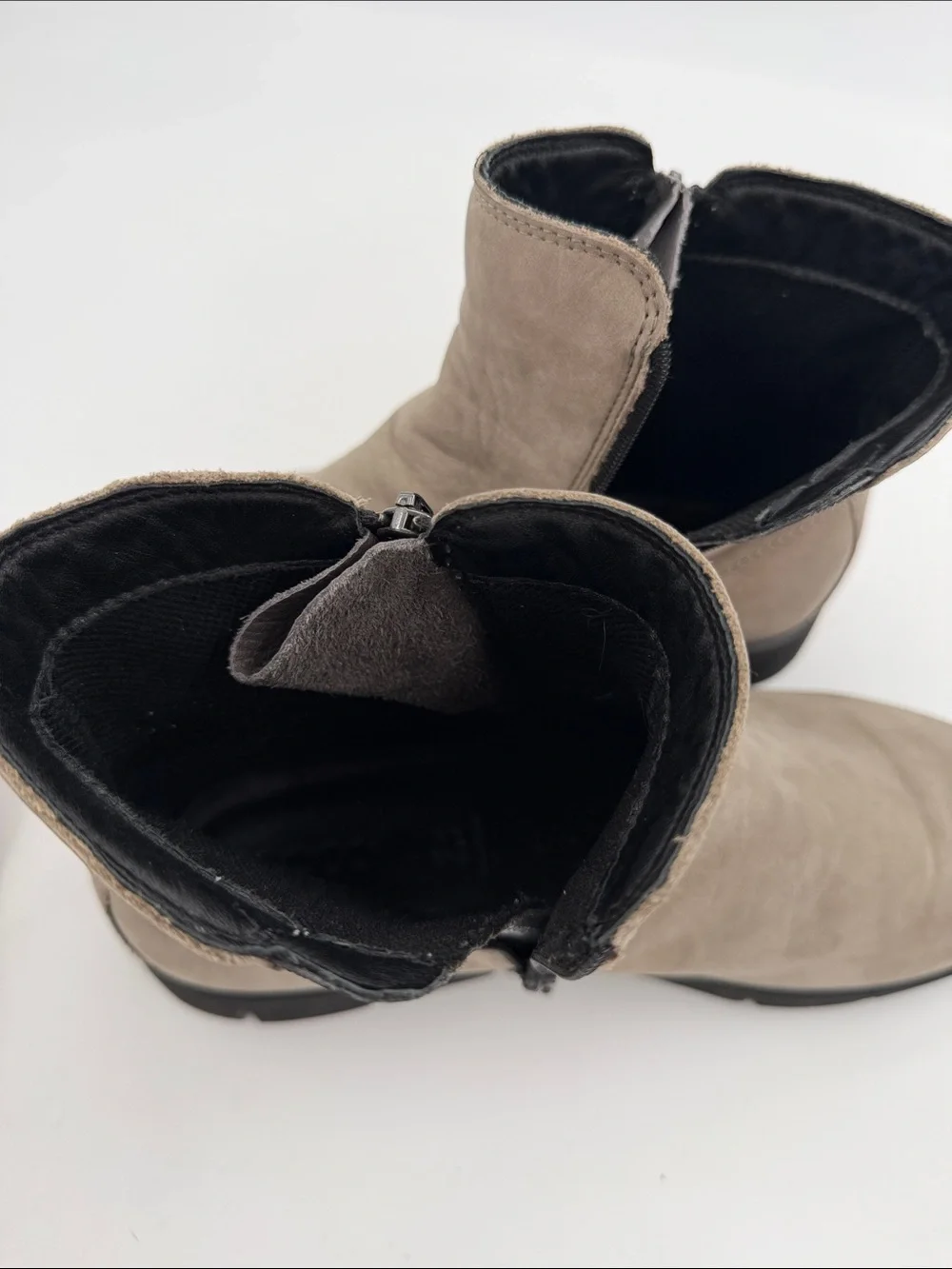 Ecco bella women
